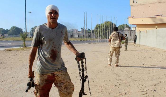 Riconquistato il porto di Sirte, Isis in fuga verso il deserto