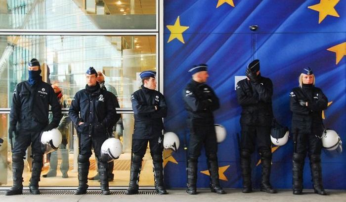 Europol: centinaia di potenziali jihadisti pronti a colpire in Europa
