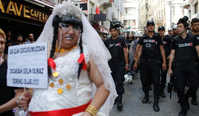 Una immagine del gay pride in Turchia