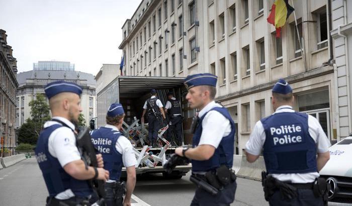 E' un nostro soldato: Isis rivendica l'attacco di Charleroi