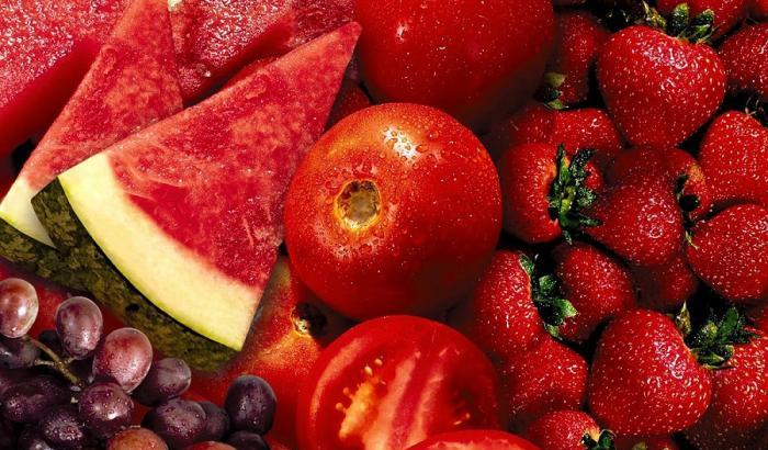 Ecco quale frutta mangiare per combattere meglio il caldo