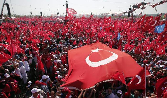 Indulto in Turchia, fuori 38.000 detenuti: più spazio per i golpisti