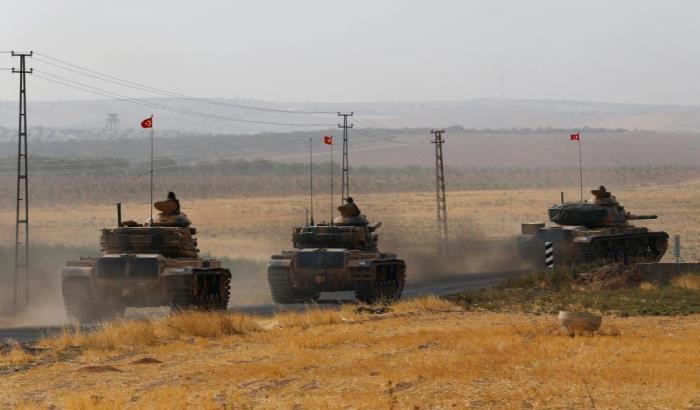Lotta all’Isis: gli Usa scelgono Erdogan. E il Sultano combatte i curdi