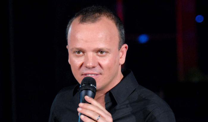 Gigi D'Alessio:"Canterò 15 anni per ripagare i miei debiti"
