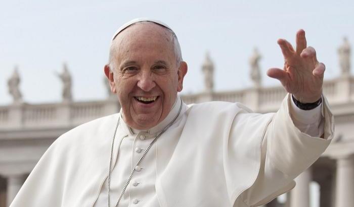 Il Papa: il mondo è stanco di bugiardi e di vescovi e preti alla moda