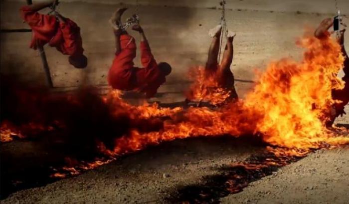 L'Isis brucia vivi sei ragazzi accusati di spiare per conto dei Peshmerga