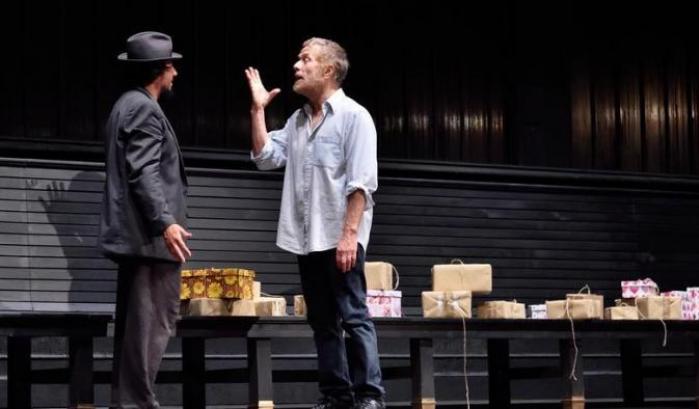 Gabriele Lavia a teatro con "L'uomo dal fiore in bocca"