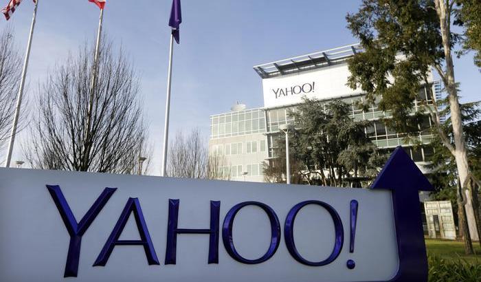 Yahoo ha scannerizzato milioni di mail e le ha consegnate agli 007 Usa