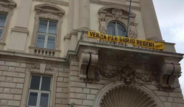 Trieste, la risposta della Regione: spunta lo striscione Verità per Regeni