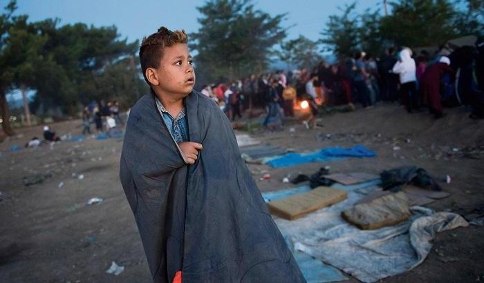 Migranti, altri 14 bambini lasciano Calais per il Regno Unito