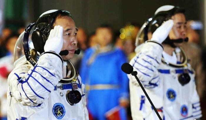 La Cina alla conquista dello spazio: lanciata la navetta Shenzhou-11 A