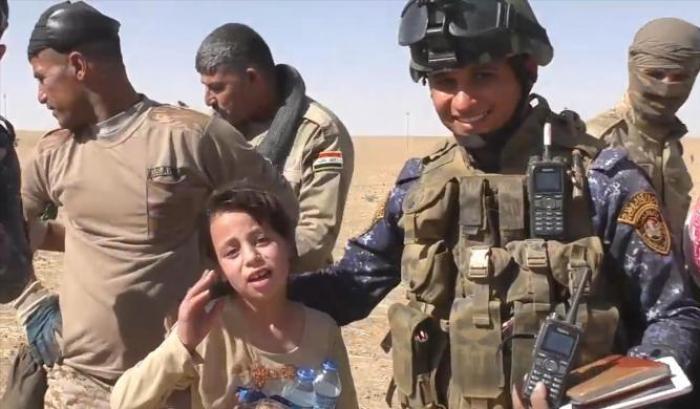 Il bambino di Goro e la bambina di Mosul scampata all'Isis