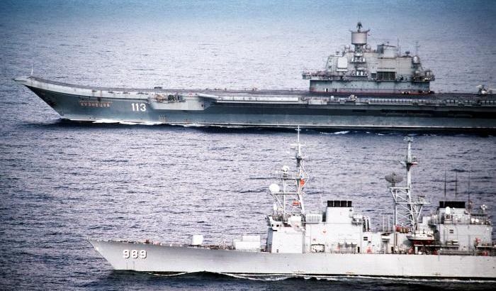 La Spagna vuole rifornire le navi da guerra russe: furiosa la Nato