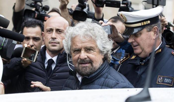 Beppe Grillo in Campidoglio: Virginia è una macchina da guerra