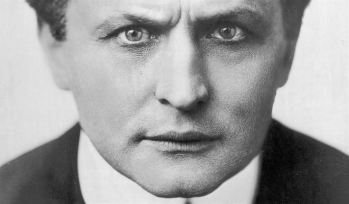 90 anni fa moriva il grande escapologo Houdini