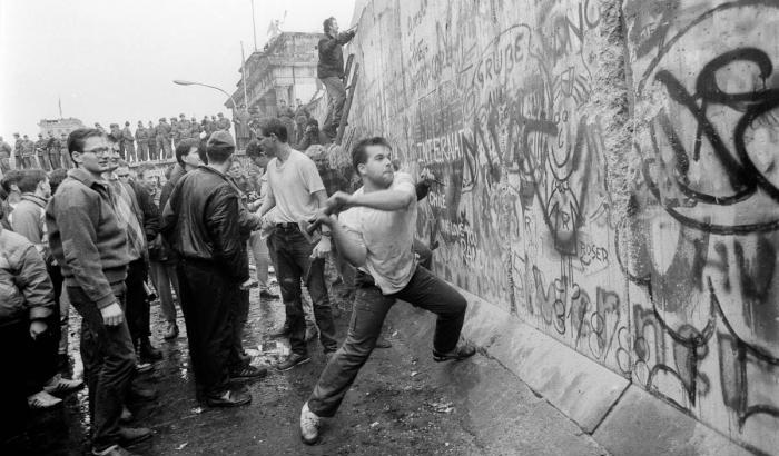 Quando è caduto il Muro di Berlino? Un quarto dei tedeschi non sa