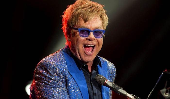 Elton John torna a suonare dal vivo in Italia a luglio