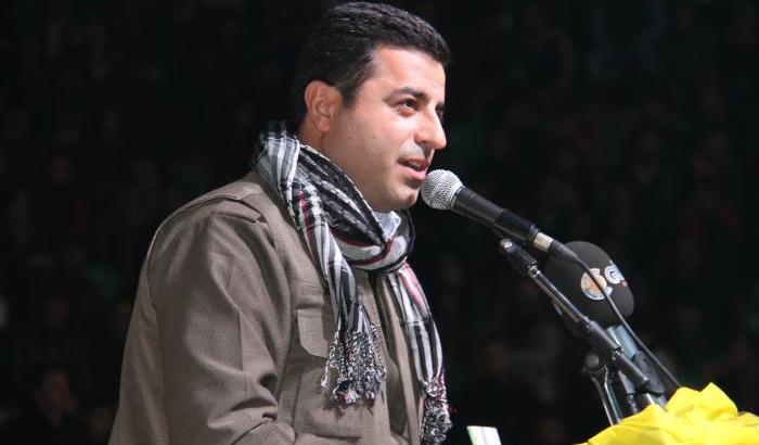 Turchia, chiesti 5 anni per Demirtas: il leader curdo accusato di propaganda pro-Pkk