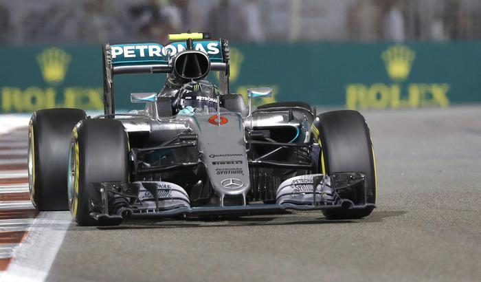 Gran Premio di Abu Dhabi: vince Hamilton ma Rosberg è campione del mondo