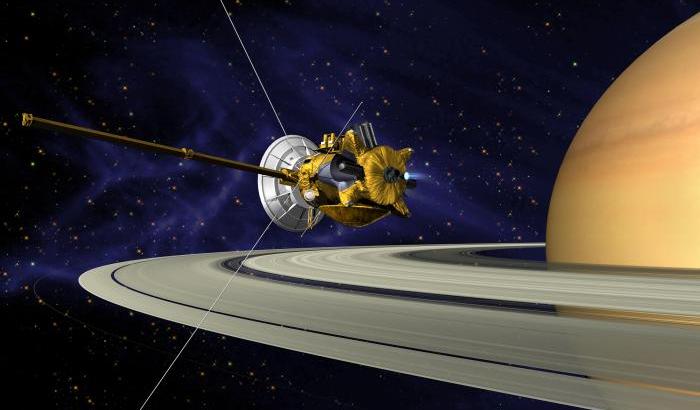 Il tuffo della sonda Cassini negli anelli di Saturno