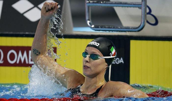Federica Pellegrini vince l'oro nei 200 stile ai Mondiali in vasca corta