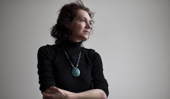 033E25-la-scrittrice-asli-erdogan La scrittrice Asli Erdogan