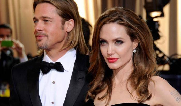 Jolie e Pitt si accordano sul divorzio: la serenità dei figli prima di tutto