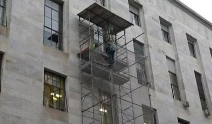 L'uomo sull'impalcatura