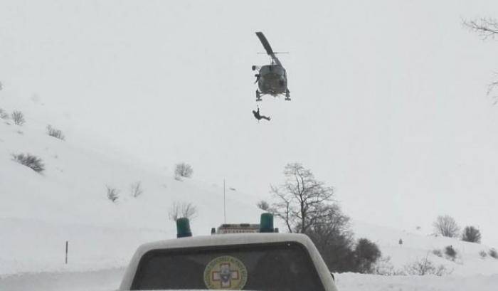 Precipita elicottero a L'Aquila