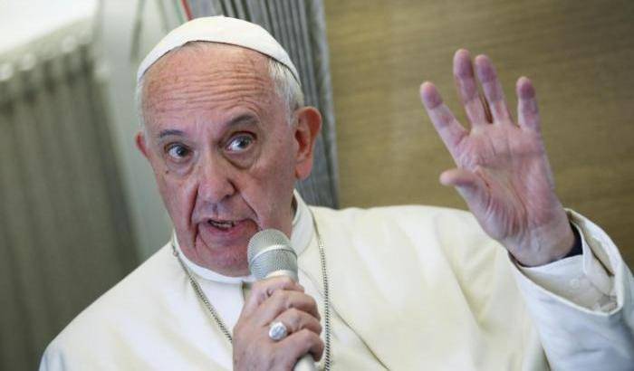 Il Papa: la burocrazia non faccia soffrire i terremotati