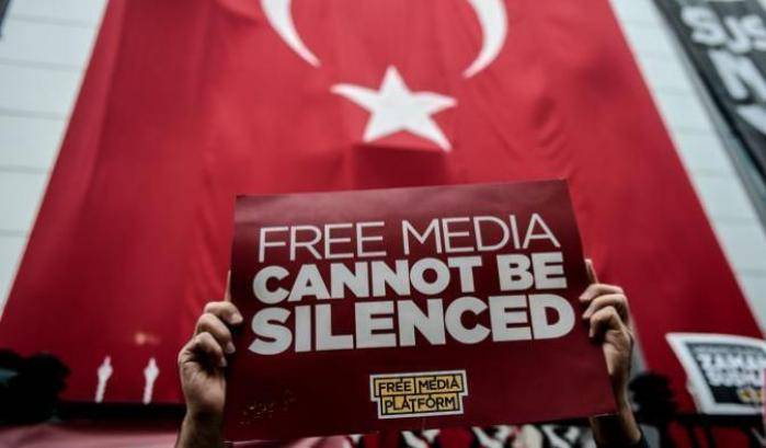 Turchia: in caso di terrorismo si possono dare solo notizie del governo
