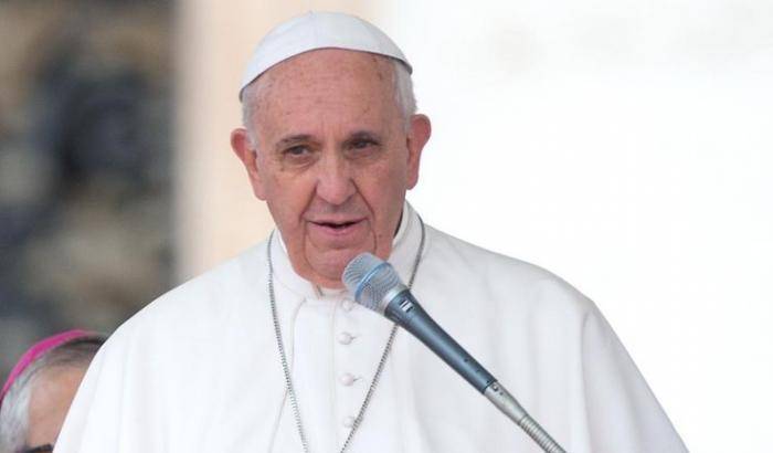 Il Papa contro la tratta di persone: debellare questo crimine vergognoso