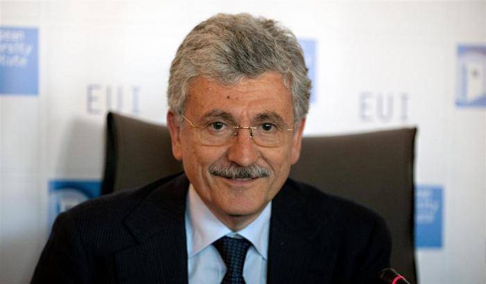 Pd, D'Alema: nessuna scissione, ma ci serve un nuovo leader