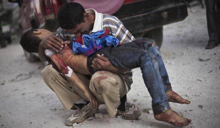 Strage senza fine: altri 20 bambini uccisi in Siria