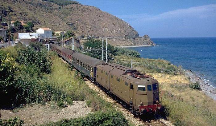 Treni lumaca e "azzoppati" in Sicilia