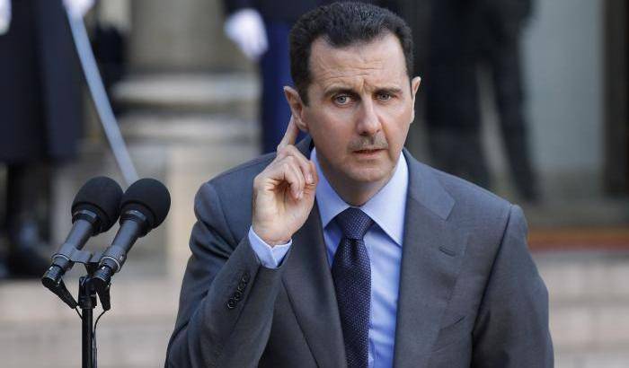 Assad impugna il mitra e irrompe a Viale Mazzini