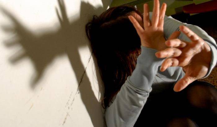 034AEA-violenza-sulle-donne Violenza sulle donne