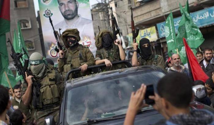 Collaborazionismo con Israele: tre palestinesi condannati a morte a Gaza