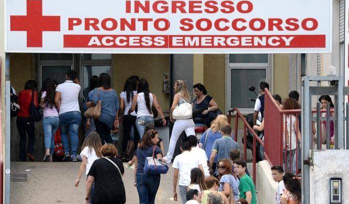 Blitz contro i furbetti del cartellino a Napoli: 55 arresti all'ospedale Loreto Mare