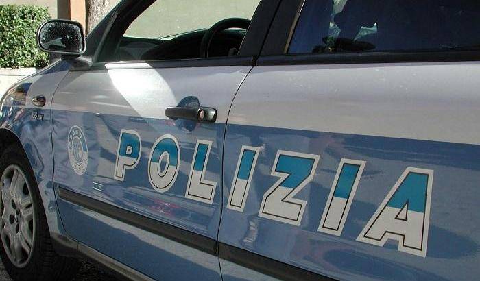 Mantova, uomo accoltella l'ex compagna: la donna è in gravissime condizioni