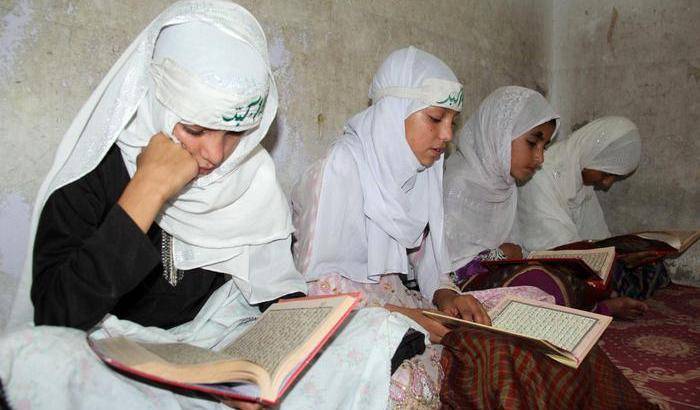 Afghanistan, avvelenate 80 studentesse: ignoti gli autori del gesto