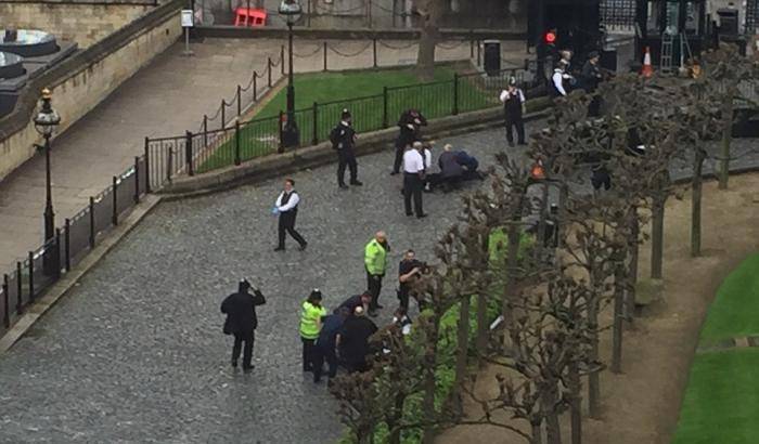 La scena dell'attacco a Westminster