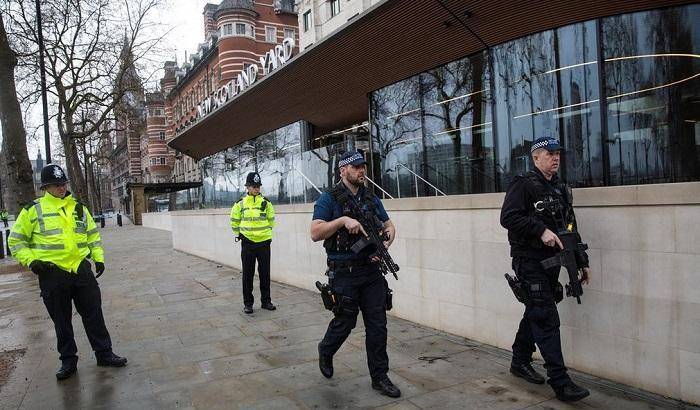 Londra, il giorno dopo l'attentato a Westminster