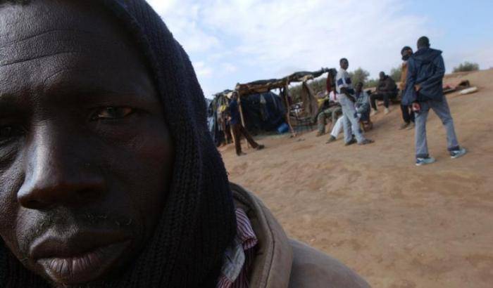 L'inferno spalanca le sue porte ai migranti al confine tra Marocco e Algeria