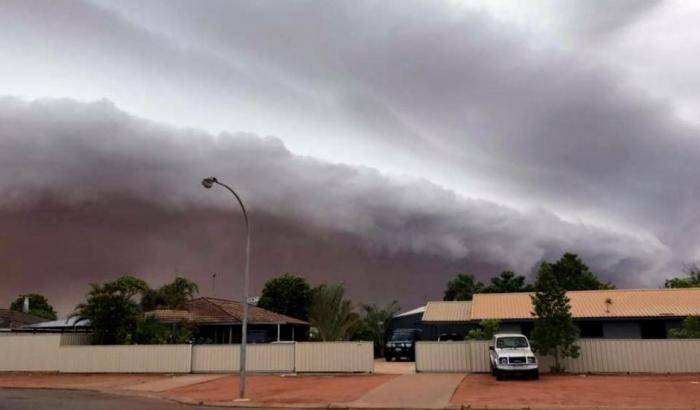 Australia, in arrivo il ciclone Debbie: evacuate 25 mila persone
