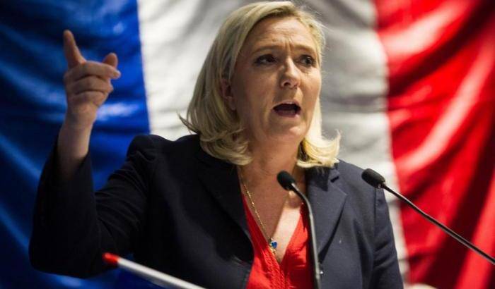 Divisioni a sinistra e scandali: Le Pen torna in  testa ai sondaggi