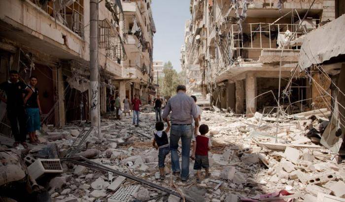 Damasco rasa al suolo- immagine d'archivio