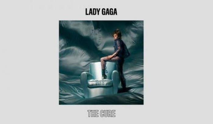 Lady Gaga sempre in vetta: il nuovo singolo "The Cure" al primo posto in 60 paesi