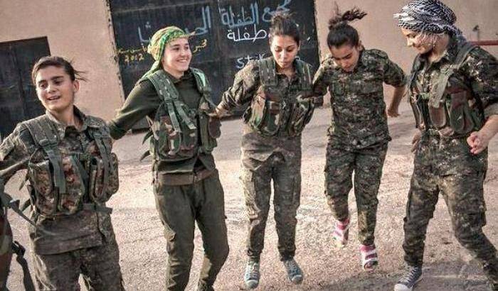 Combattenti curde del Ypj