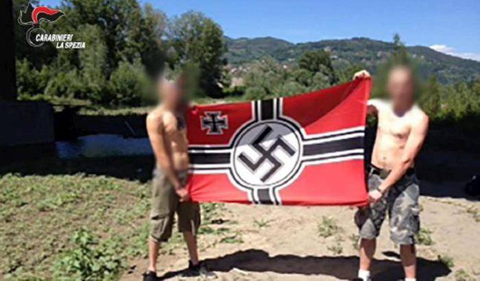 Raid contro gli immigrati: 3 naziskin accusati di violenza e odio razziale